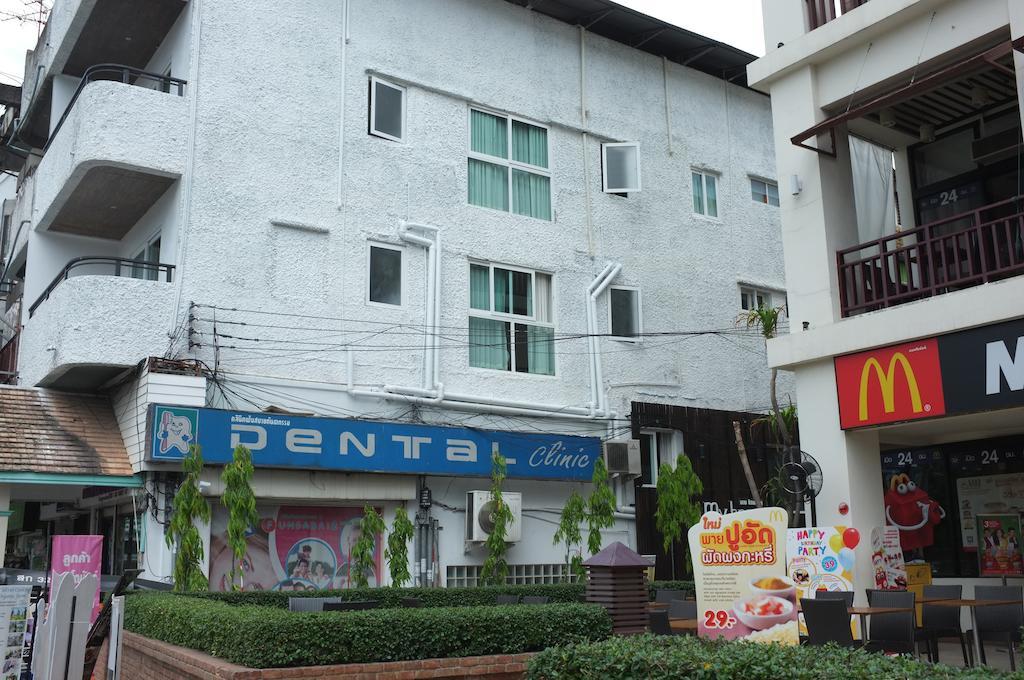 Oyo 1093 清迈德那瓦拉特精品公寓酒店 清邁 外观 照片