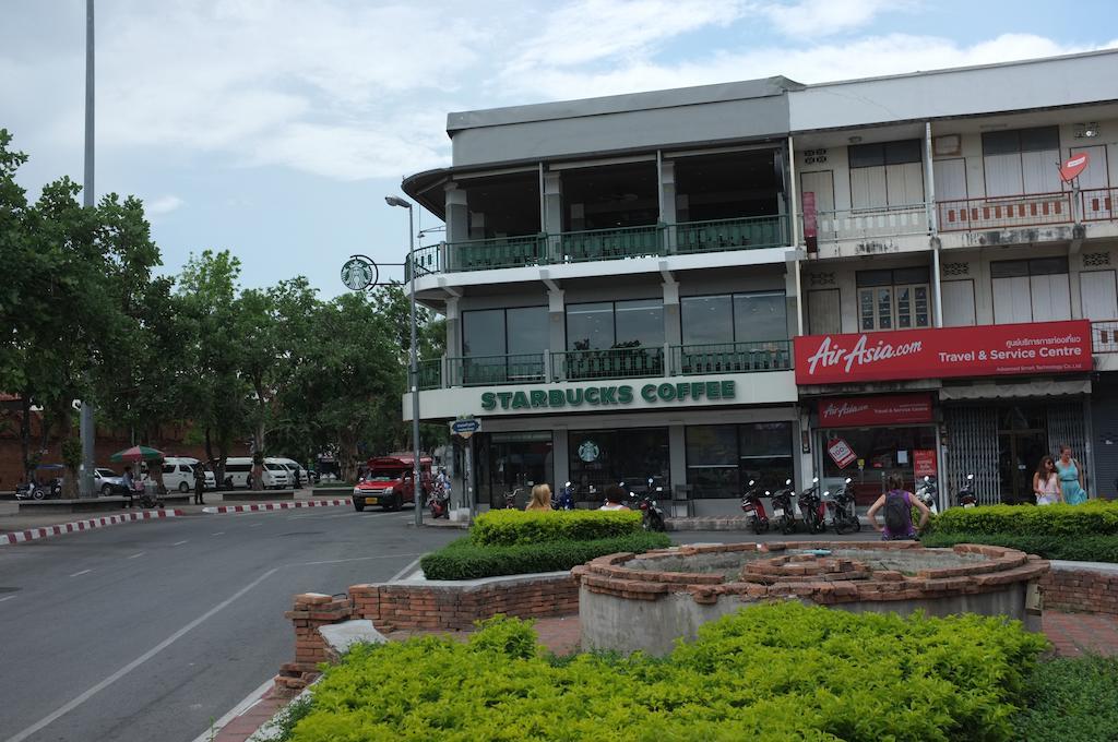 Oyo 1093 清迈德那瓦拉特精品公寓酒店 清邁 外观 照片